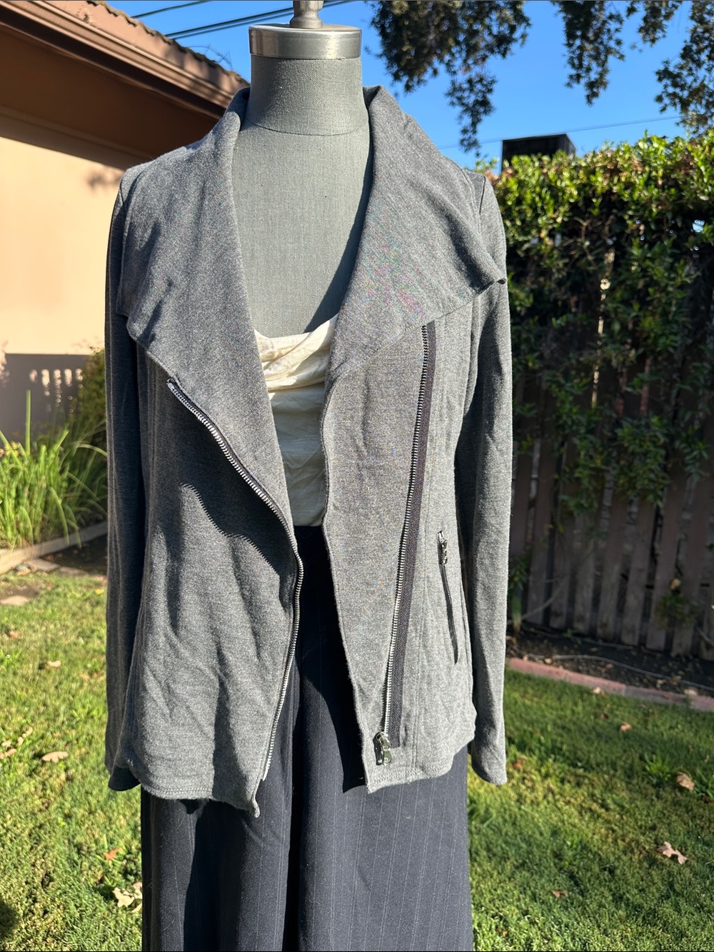 Gray Women’s Zip-Front Draped Jacket - Unbranded